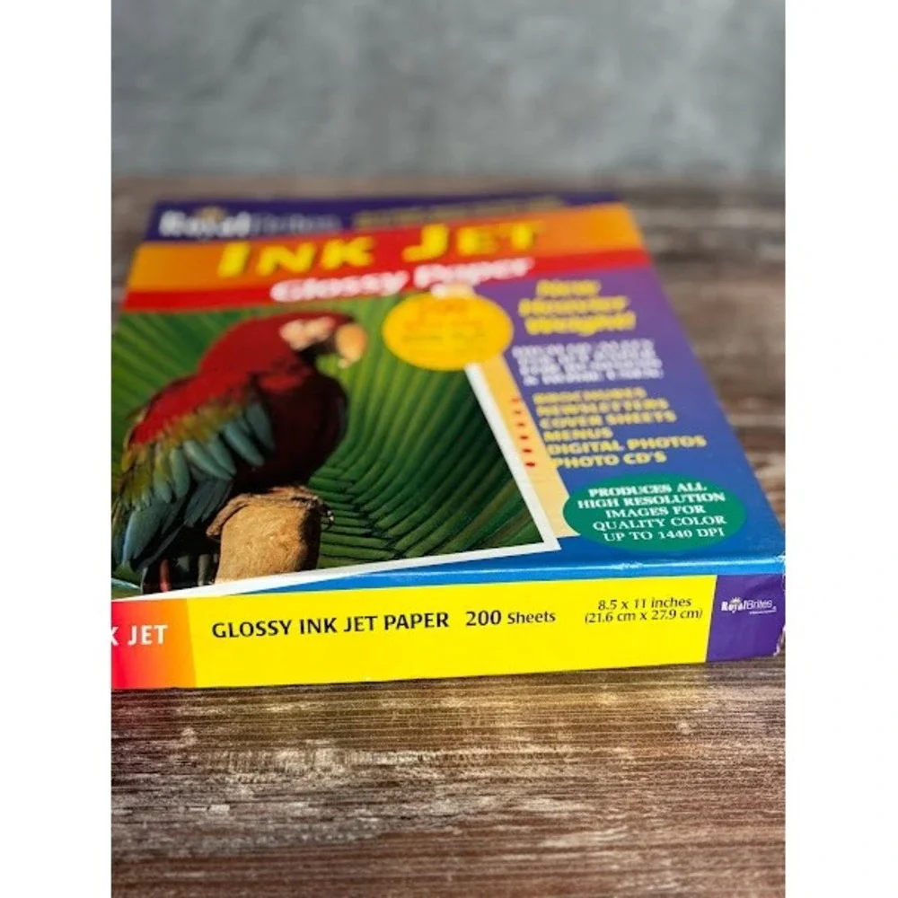Royal Brites Ink Jet Glossy Paper 200 Sheets 8.5 x 11 New Heavier Weight‎